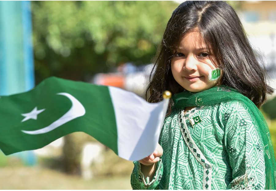 pakistani flag